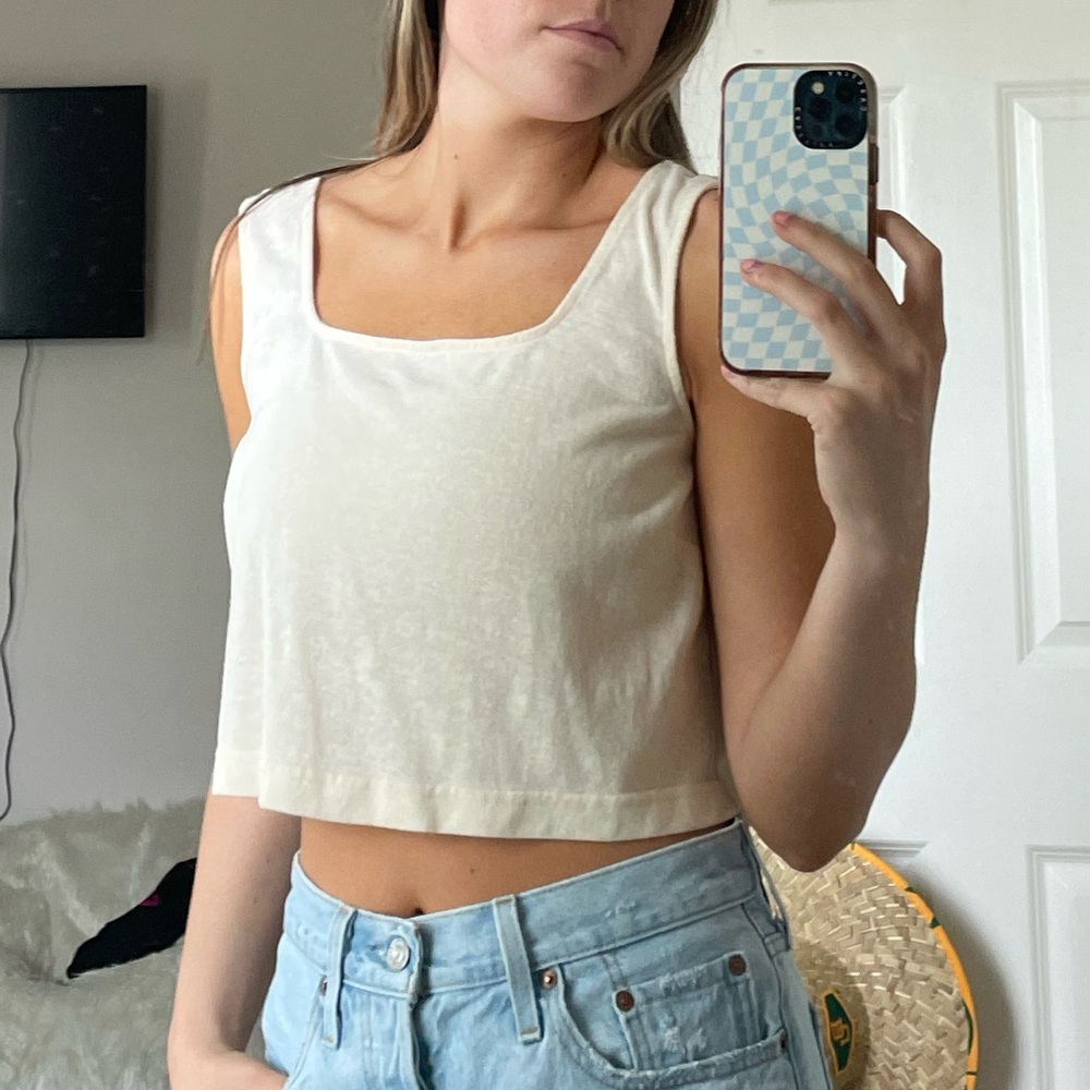 Cropped Tank Top